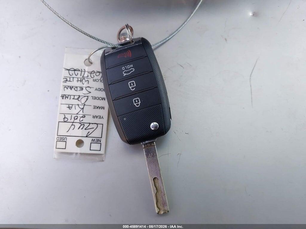 5XXGT4L3XKG288775 2019 KIA OPTIMA photo no. 11