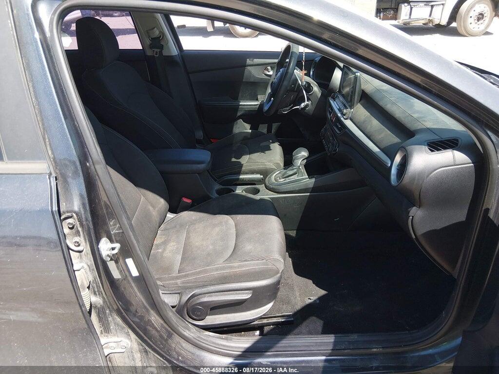 3KPF24AD7KE050482 2019 KIA FORTE photo no. 5