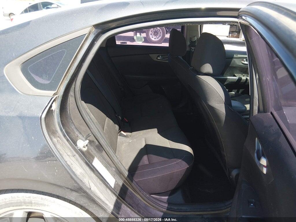 3KPF24AD7KE050482 2019 KIA FORTE photo no. 8