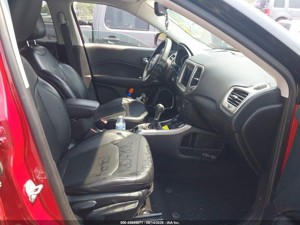 3C4NJDCB9KT843093 2019 JEEP COMPASS photo no. 5