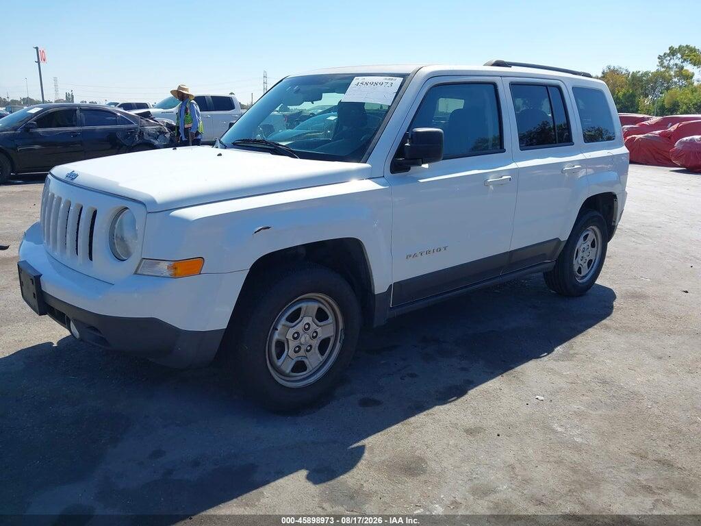 1C4NJPBA3FD313045 2015 JEEP PATRIOT photo no. 2