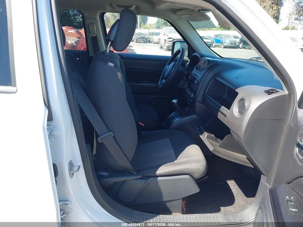 1C4NJPBA3FD313045 2015 JEEP PATRIOT photo no. 5