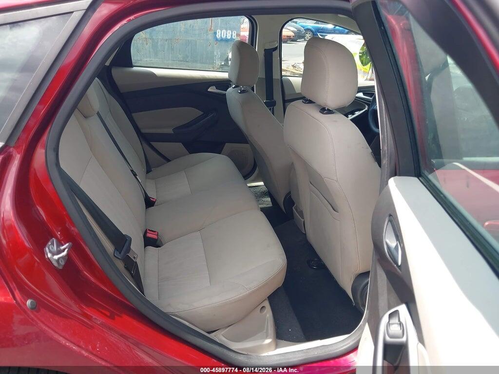 1FADP3K29FL378196 2015 FORD FOCUS photo no. 8