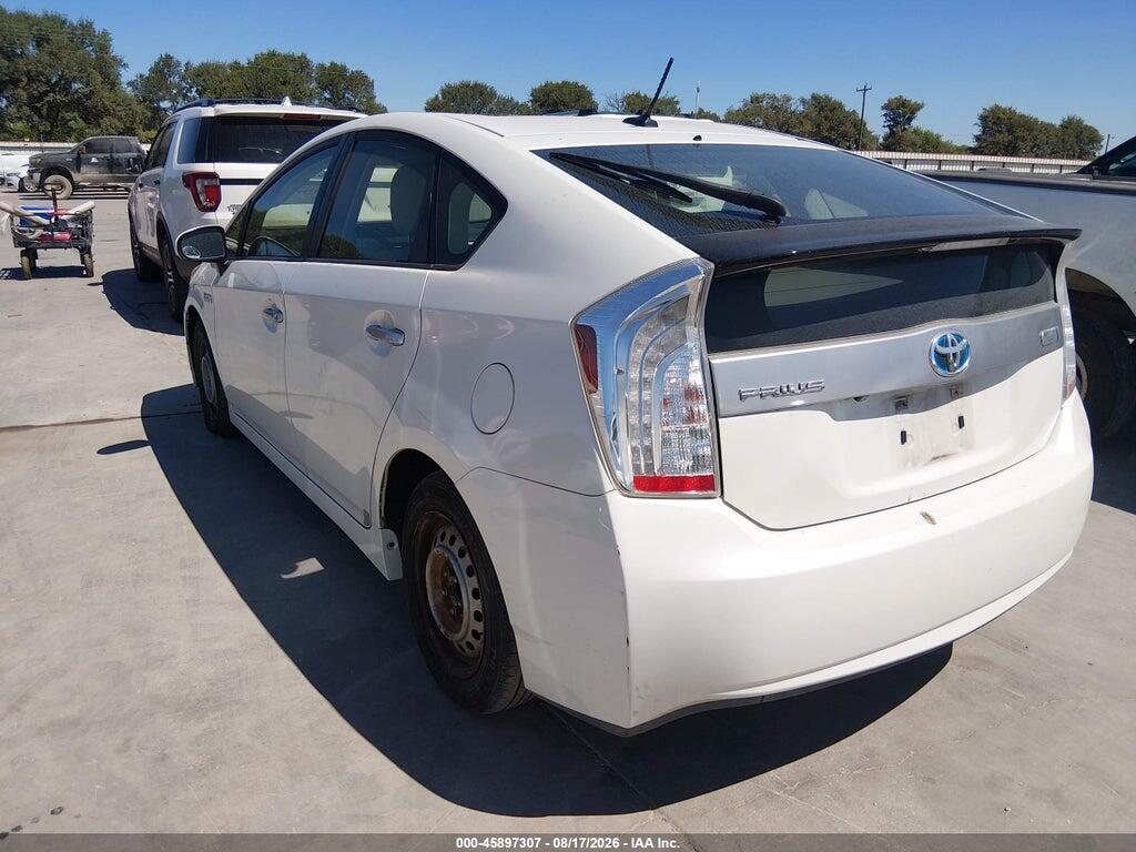 JTDKN3DP7F3065647 2015 TOYOTA PRIUS PLUG-IN photo no. 3