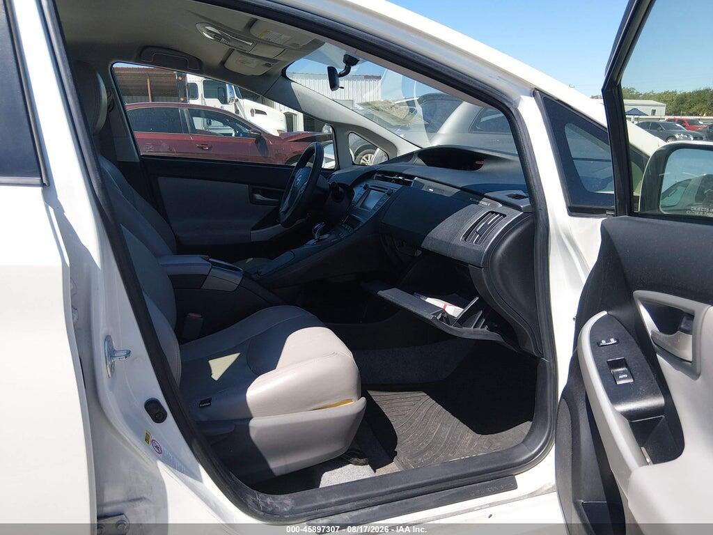 JTDKN3DP7F3065647 2015 TOYOTA PRIUS PLUG-IN photo no. 5