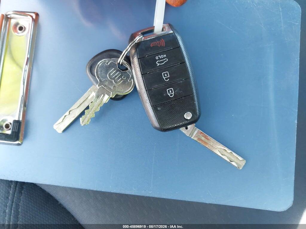 KNAGM4A72F5602994 2015 KIA OPTIMA photo no. 11