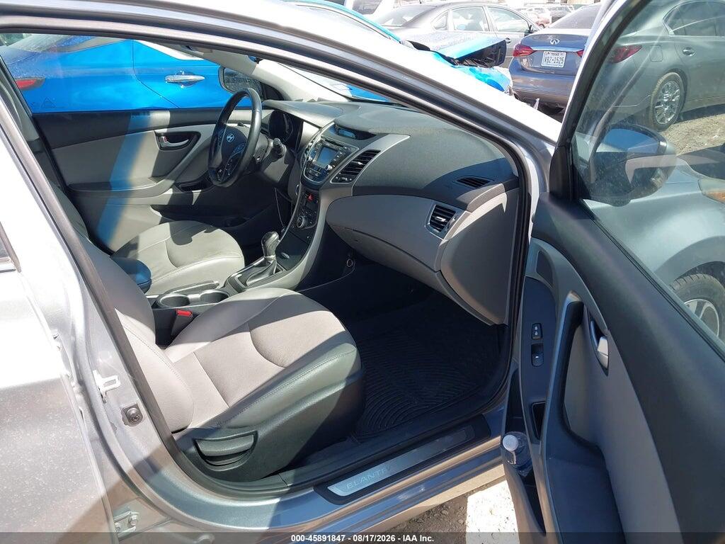 5NPDH4AE2GH676085 2016 HYUNDAI ELANTRA photo no. 5