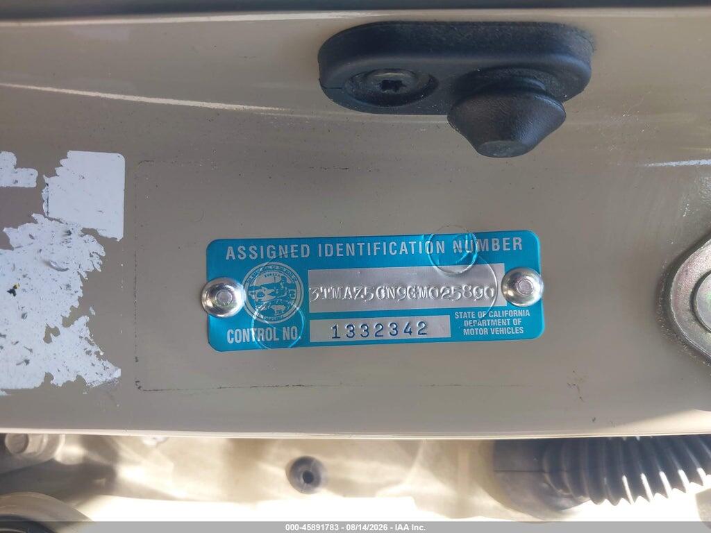 3TMAZ5CN9GM025890 2016 TOYOTA TACOMA photo no. 9