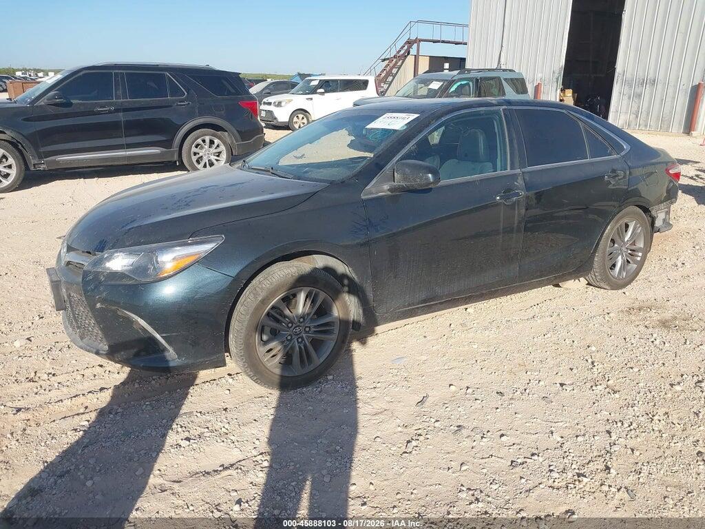 4T1BF1FK2GU232684 2016 TOYOTA CAMRY photo no. 2