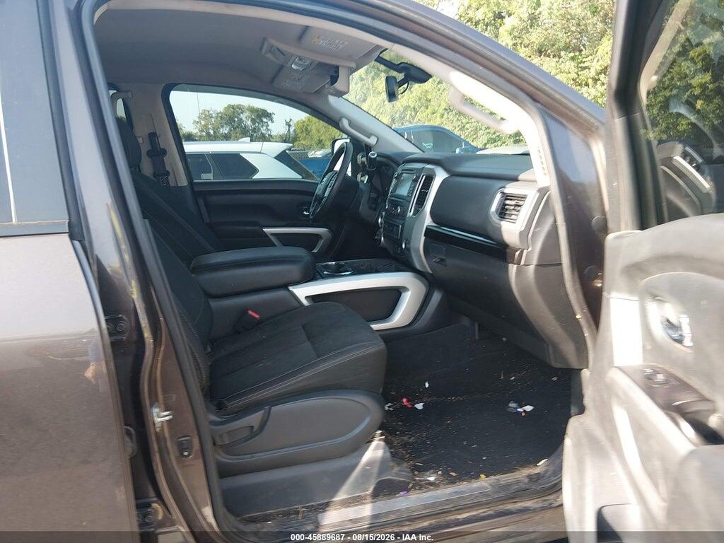 1N6AA1F44JN501184 2018 NISSAN TITAN XD photo no. 5