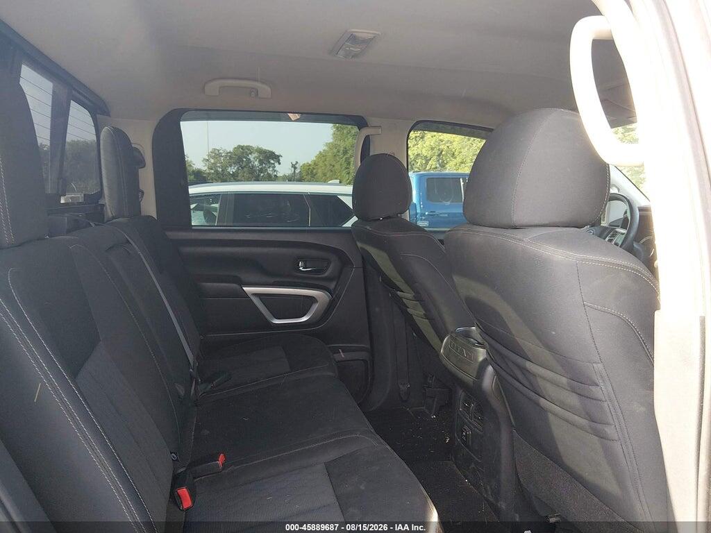 1N6AA1F44JN501184 2018 NISSAN TITAN XD photo no. 8