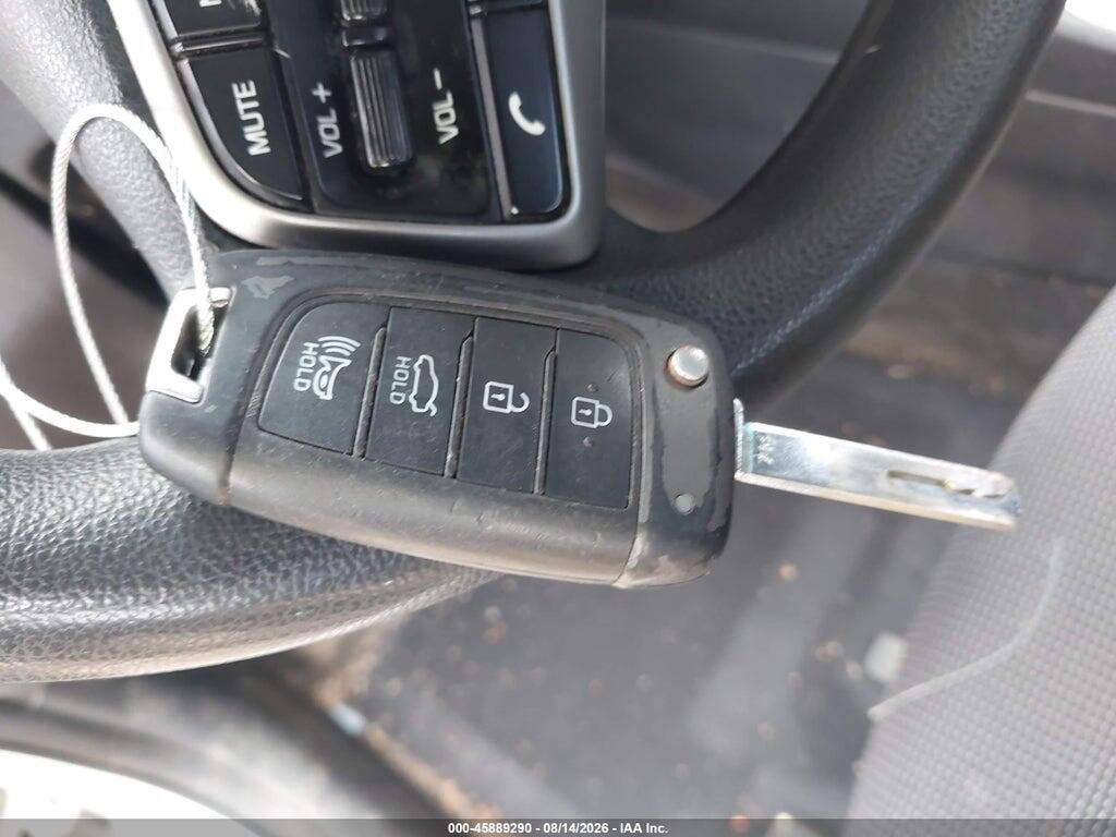3KPC24A36JE024142 2018 HYUNDAI ACCENT photo no. 11