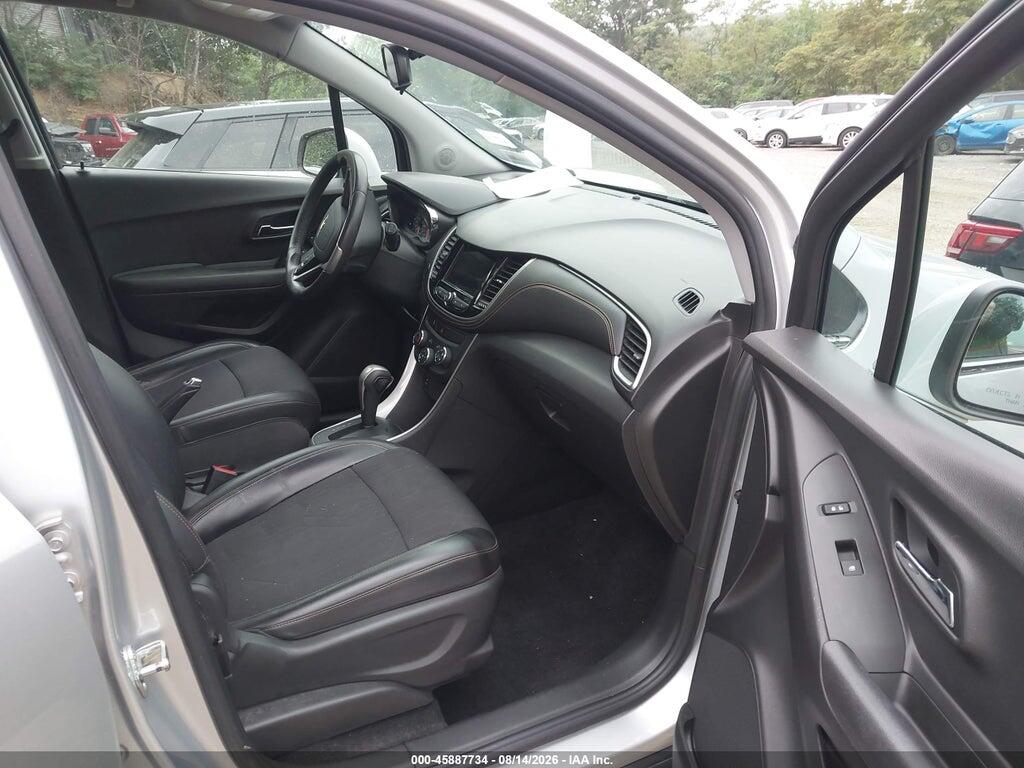 KL7CJPSB1JB548903 2018 CHEVROLET TRAX photo no. 5