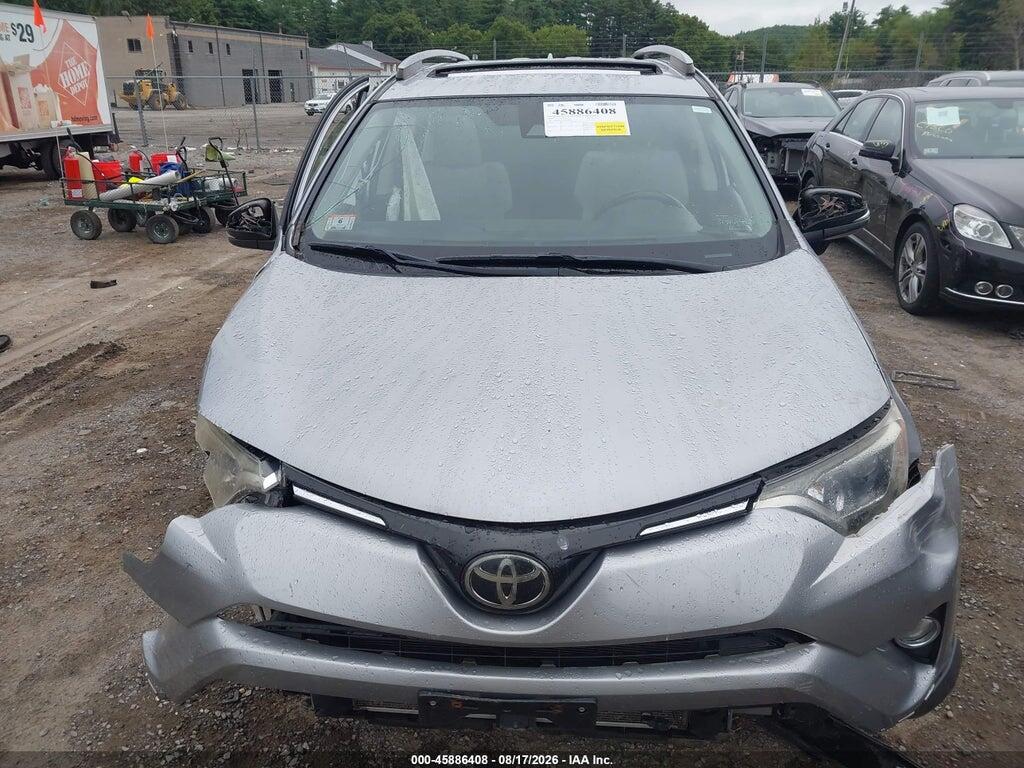 JTMRFREV8JD229809 2018 TOYOTA RAV4 photo no. 12