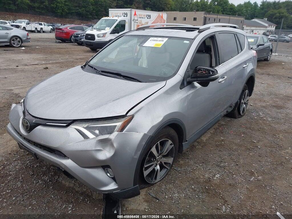 JTMRFREV8JD229809 2018 TOYOTA RAV4 photo no. 2