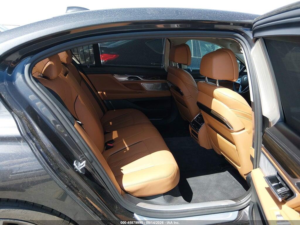 WBA7F0C52KGM25845 2019 BMW 750I photo no. 8
