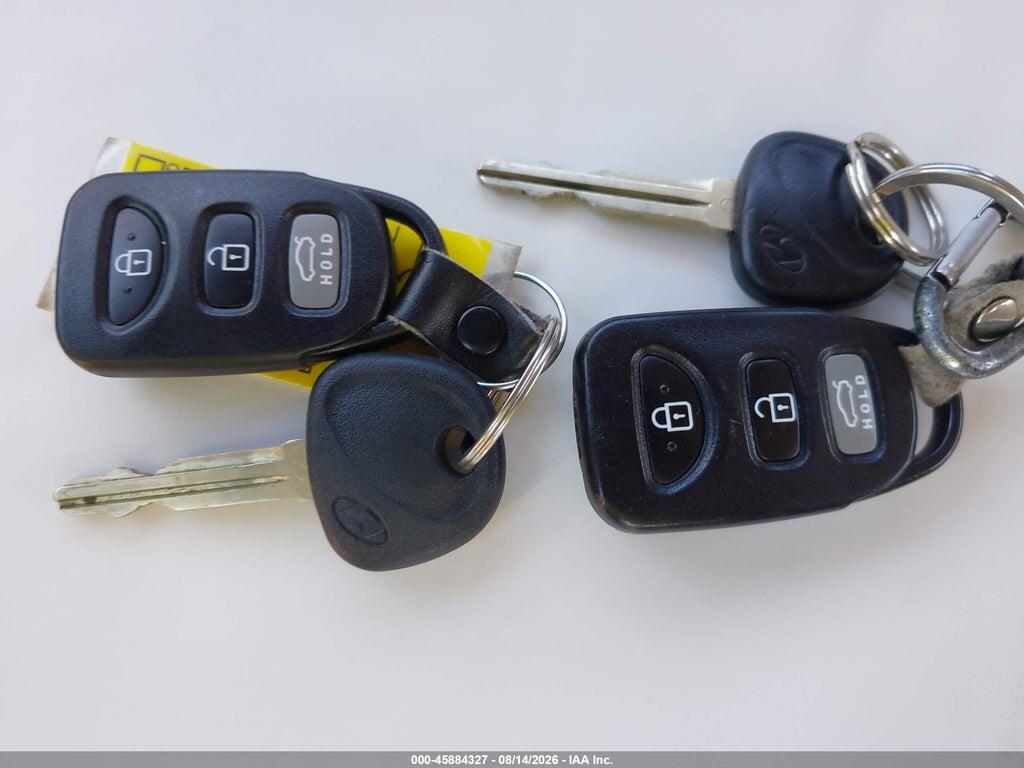 5NPDH4AE8GH711213 2016 HYUNDAI ELANTRA photo no. 11