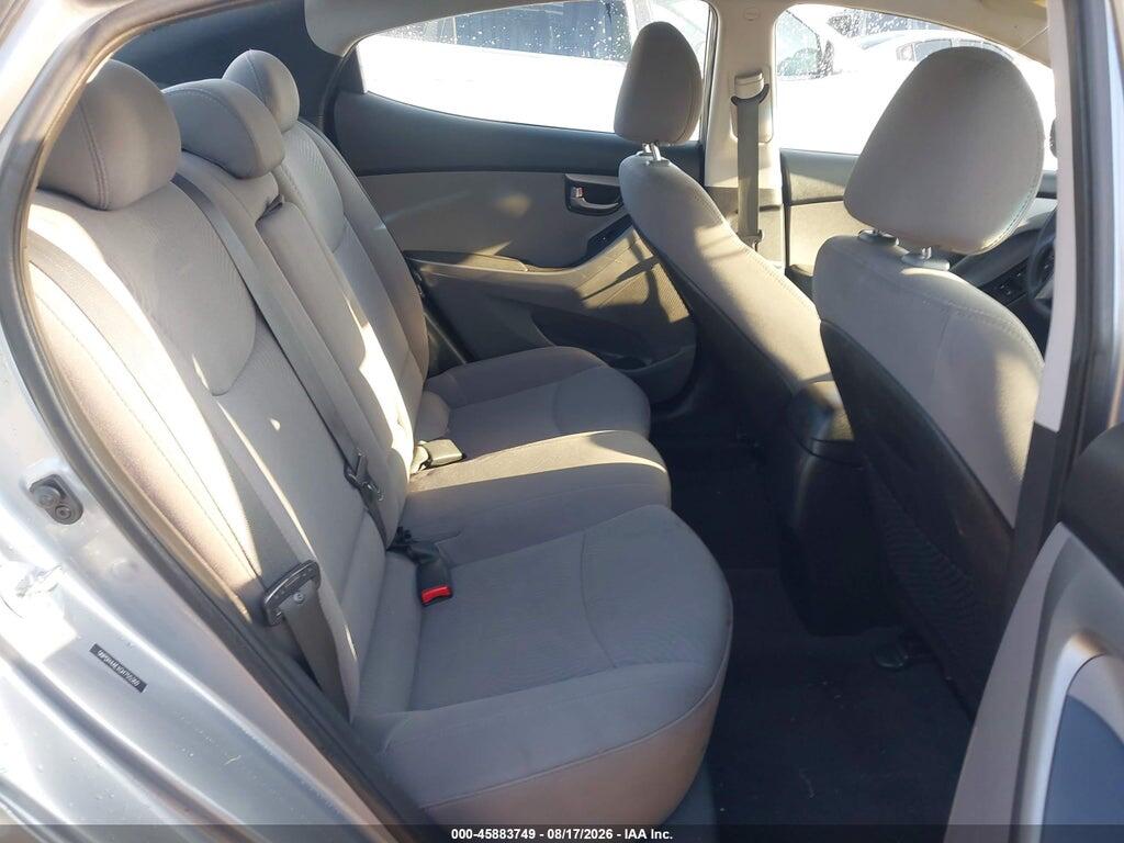 5NPDH4AEXGH755360 2016 HYUNDAI ELANTRA photo no. 8