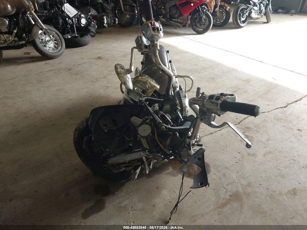56KTRAAA4G3335135 2016 INDIAN MOTORCYCLE CO. ROADMASTER photo no. 5