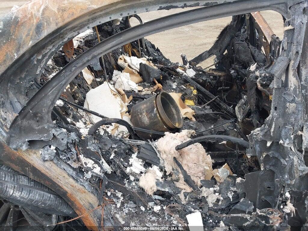 WDDUG8CB9EA064988 2014 MERCEDES-BENZ S 550 photo no. 8