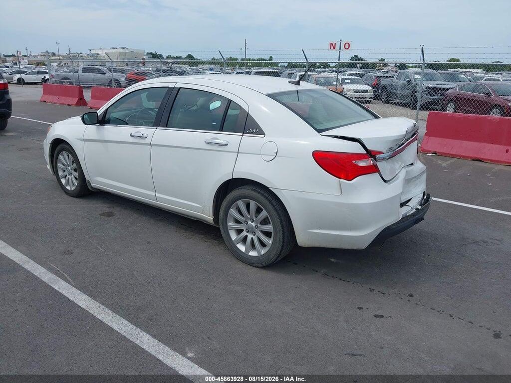 1C3CCBCG6EN134647 2014 CHRYSLER 200 photo no. 3