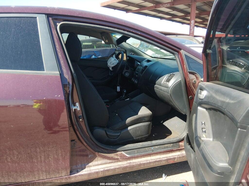 3KPFK4A73HE052636 2017 KIA FORTE photo no. 5