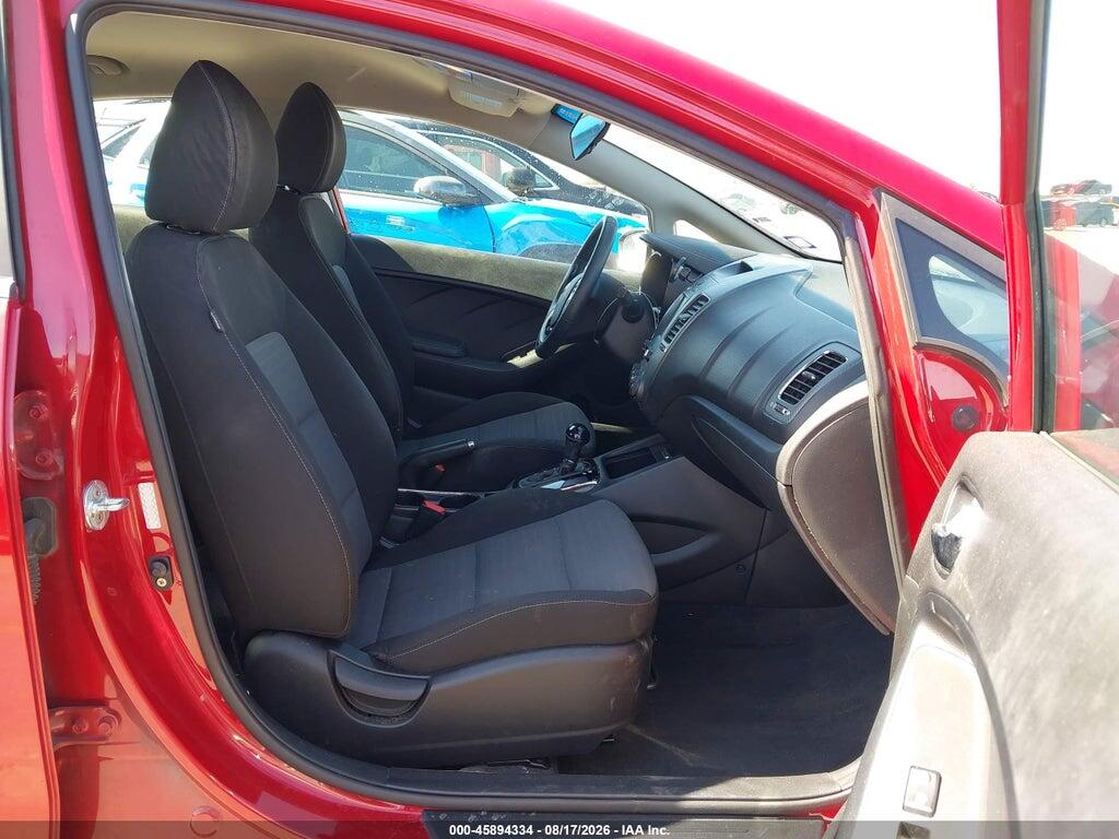 3KPFL4A79HE020979 2017 KIA FORTE photo no. 5