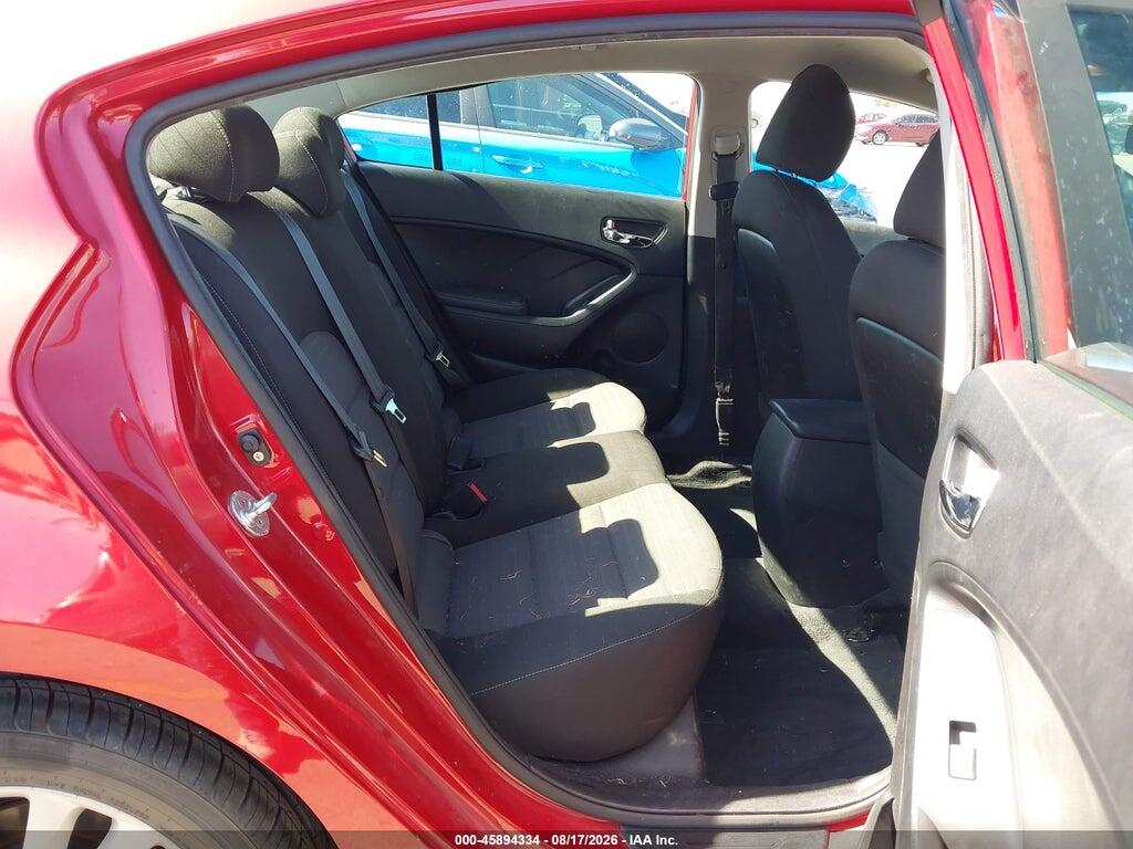 3KPFL4A79HE020979 2017 KIA FORTE photo no. 8