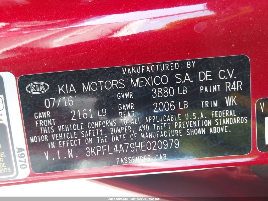 3KPFL4A79HE020979 2017 KIA FORTE photo no. 9