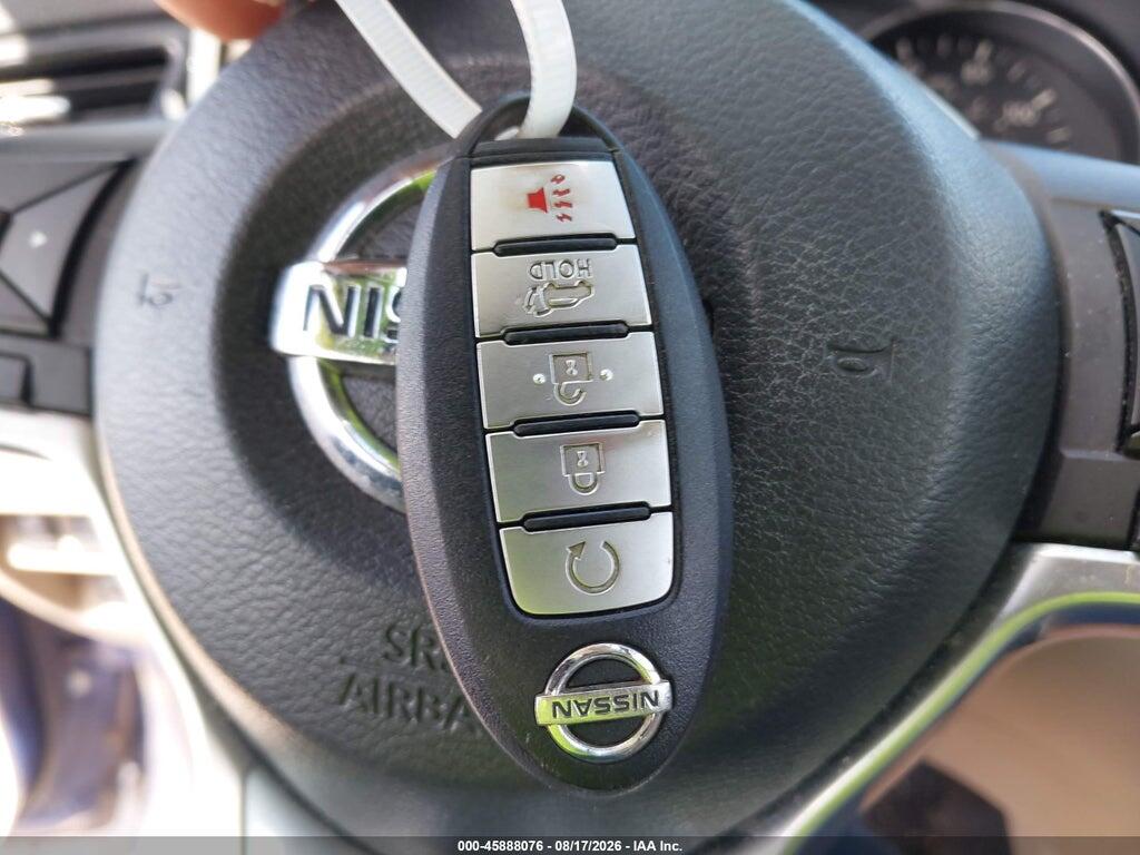 KNMAT2MT0HP521086 2017 NISSAN ROGUE photo no. 11