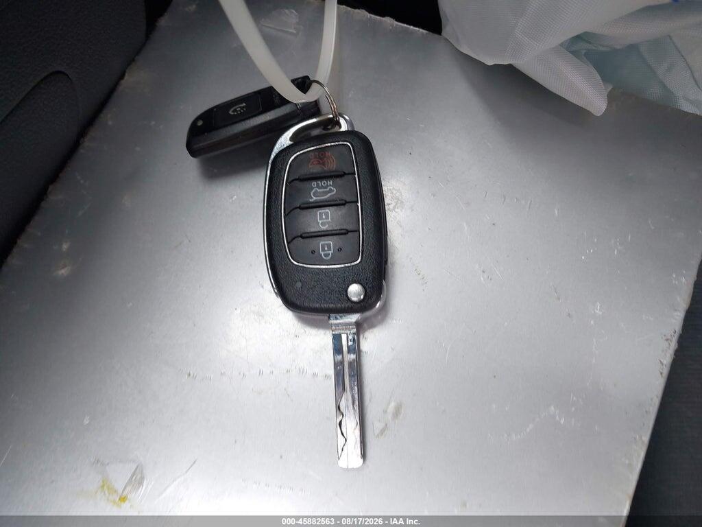 KM8J3CA41JU774097 2018 HYUNDAI TUCSON photo no. 11