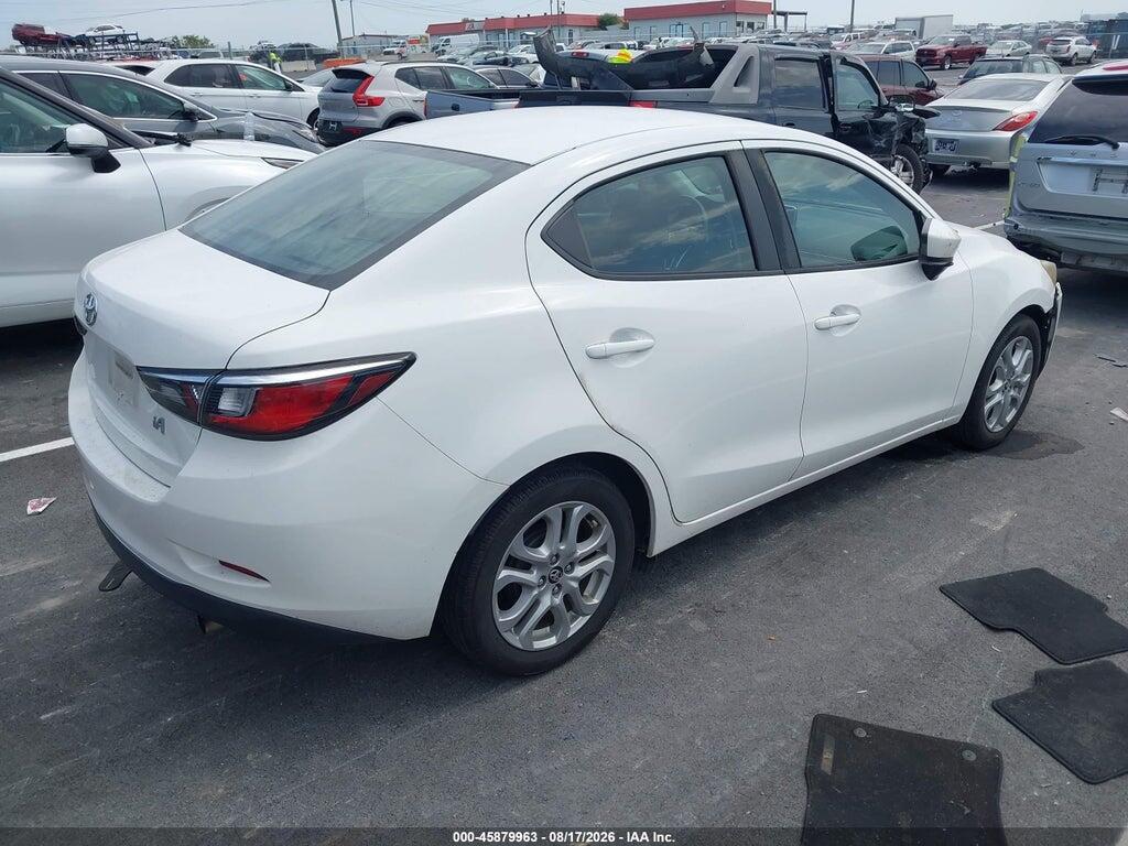 3MYDLBYV9JY319670 2018 TOYOTA YARIS IA photo no. 4