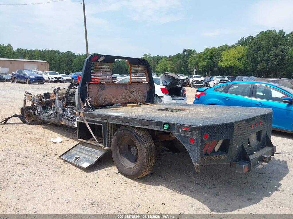 1FDBW3GT7JEB35107 2018 FORD F-350 CHASSIS CAB photo no. 3