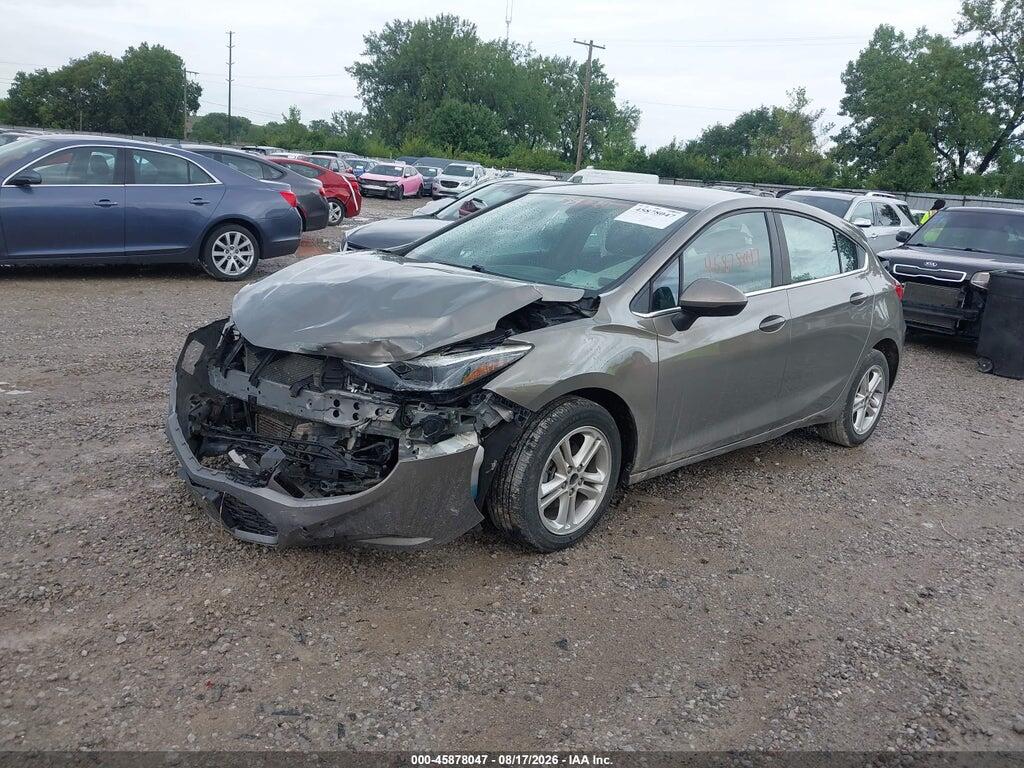 3G1BE6SM2JS576897 2018 CHEVROLET CRUZE photo no. 2