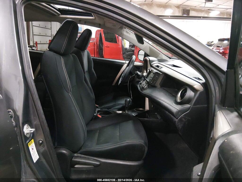 2T3RFREV6FW404374 2015 TOYOTA RAV4 photo no. 5