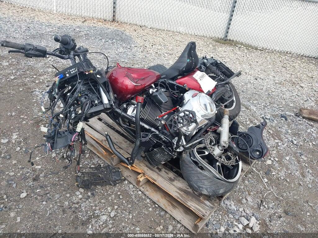 1HD1KBC19HB631553 2017 HARLEY-DAVIDSON FLHX photo no. 2
