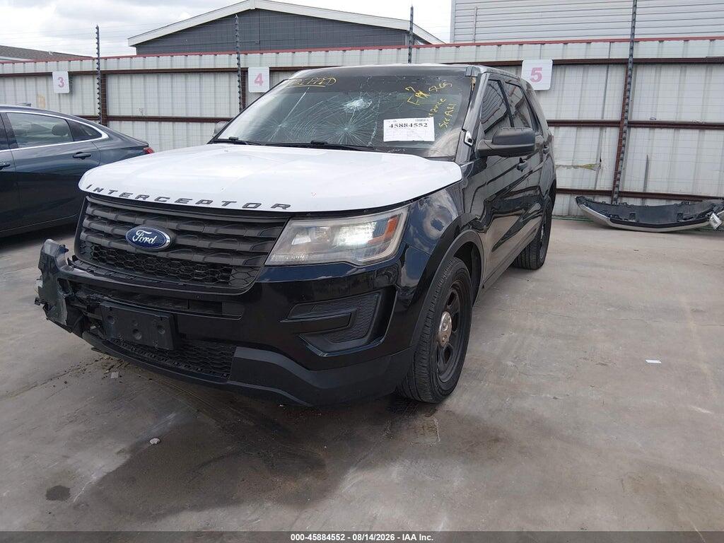 1FM5K8AT3HGE30580 2017 FORD UTILITY POLICE INTERCEPTOR photo no. 2