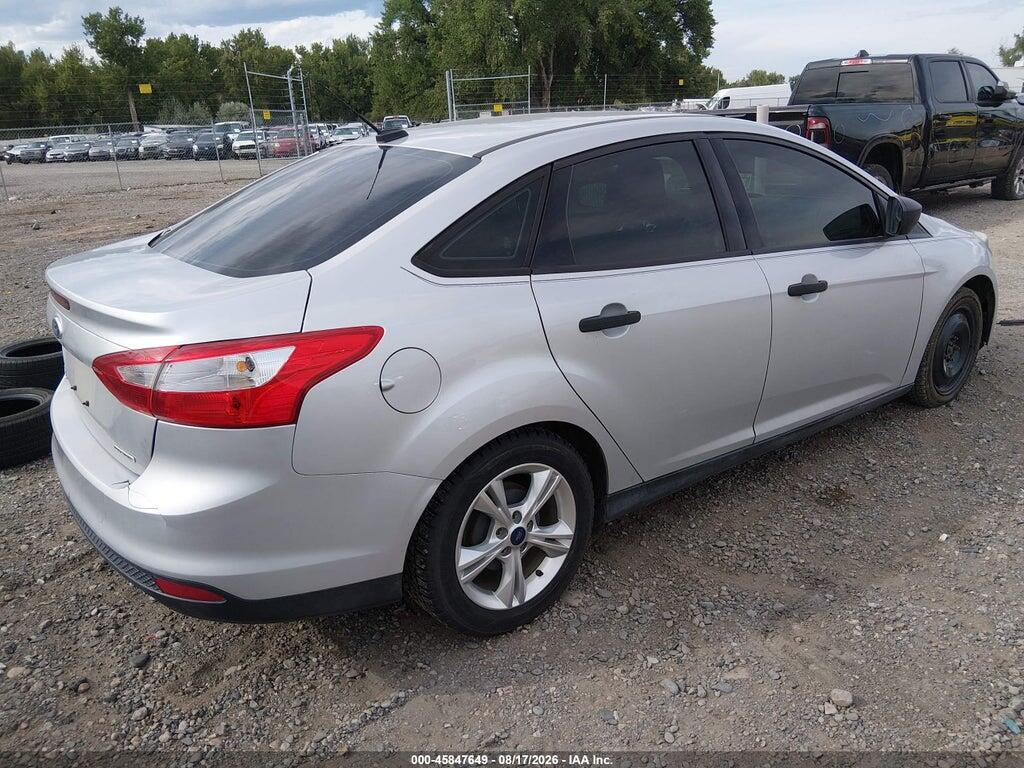 1FADP3E2XEL454714 2014 FORD FOCUS photo no. 4