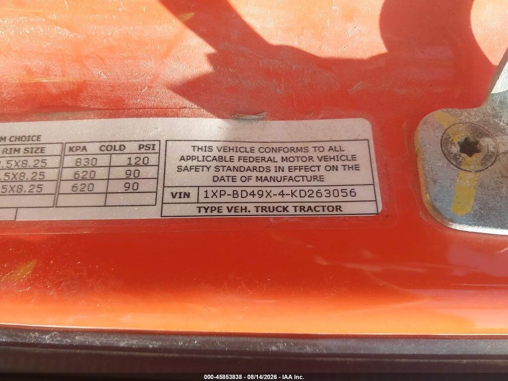 1XPBD49X4KD263056 2019 PETERBILT 579 photo no. 8