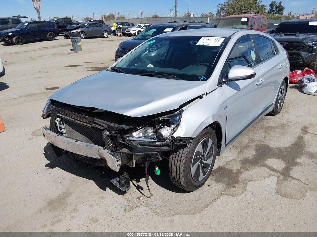 KMHC75LC2JU072187 2018 HYUNDAI IONIQ HYBRID photo no. 2