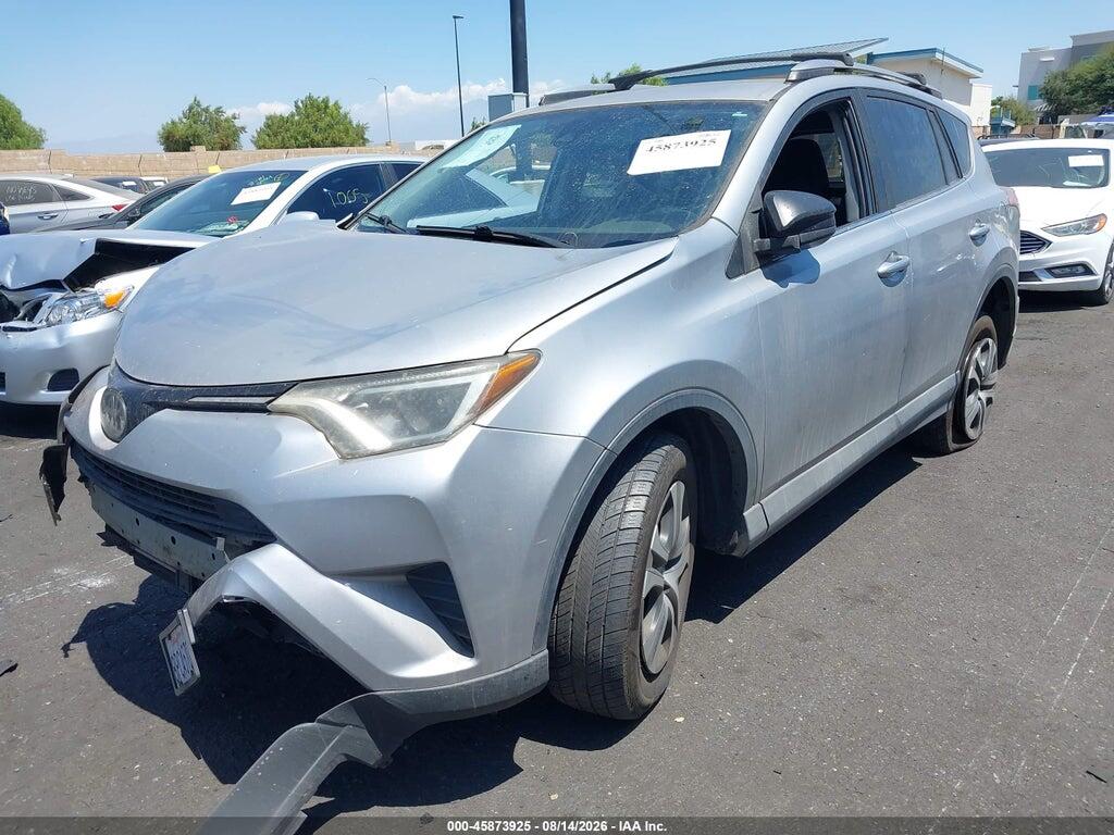 2T3BFREV2JW777468 2018 TOYOTA RAV4 photo no. 2