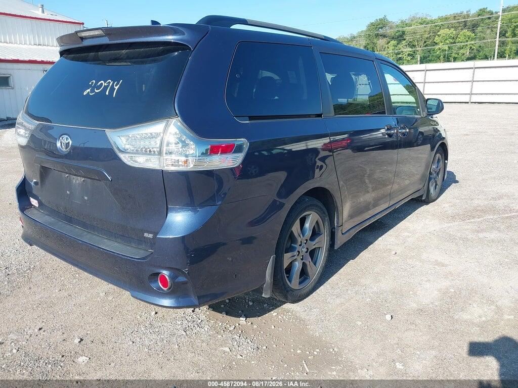 5TDXZ3DC2JS906630 2018 TOYOTA SIENNA photo no. 4
