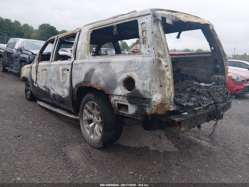 1GKS2GKC2GR401062 2016 GMC YUKON XL photo no. 3