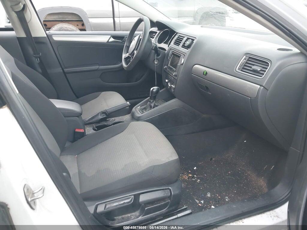 3VW2B7AJ6HM207937 2017 VOLKSWAGEN JETTA photo no. 5