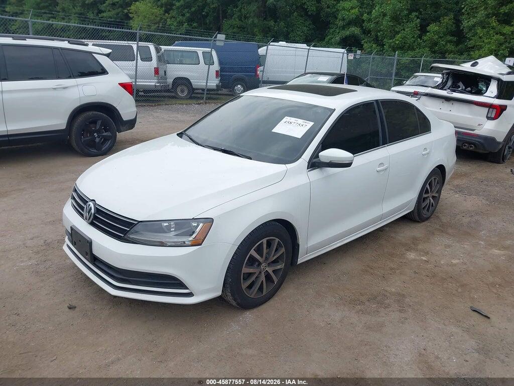 3VWDB7AJ9HM250290 2017 VOLKSWAGEN JETTA photo no. 2