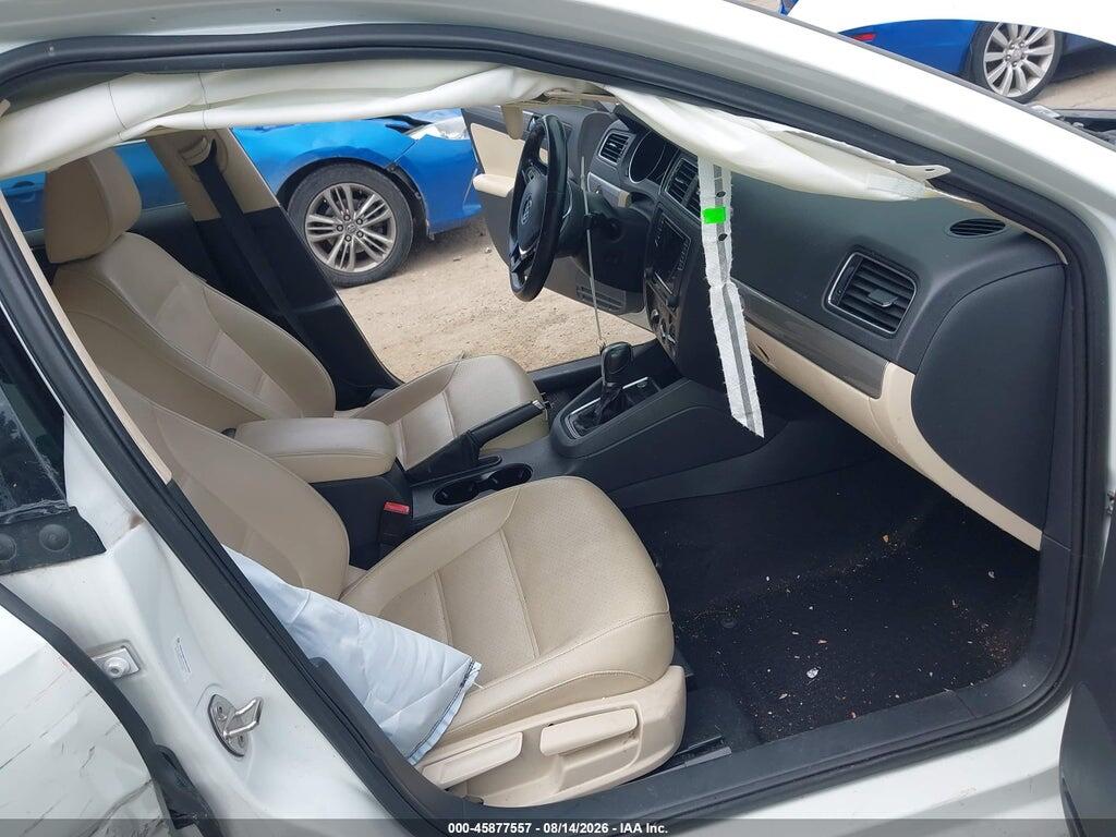 3VWDB7AJ9HM250290 2017 VOLKSWAGEN JETTA photo no. 5