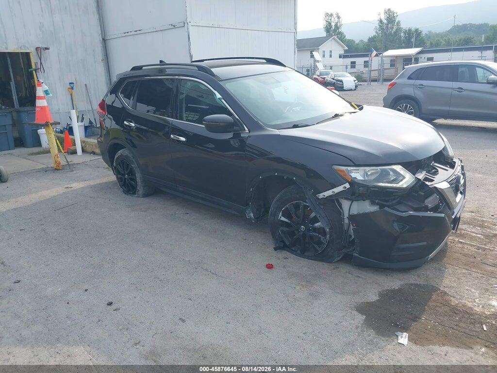 5N1AT2MVXHC815311 2017 NISSAN ROGUE photo no. 1