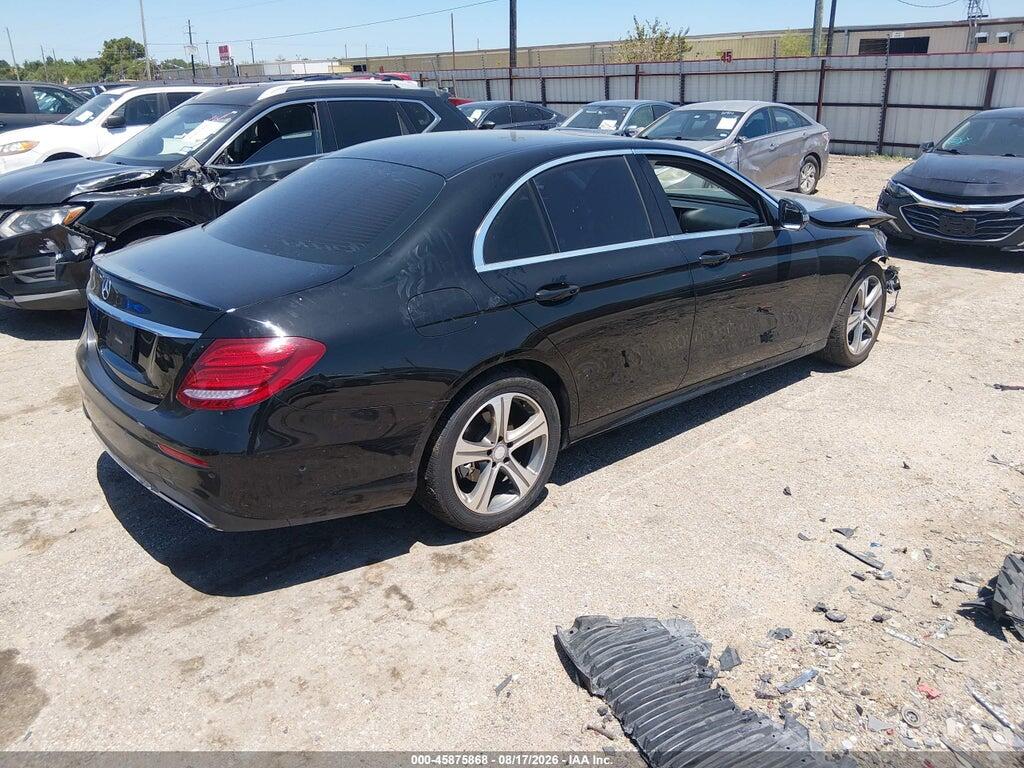 WDDZF4JB7HA113422 2017 MERCEDES-BENZ E 300 photo no. 4