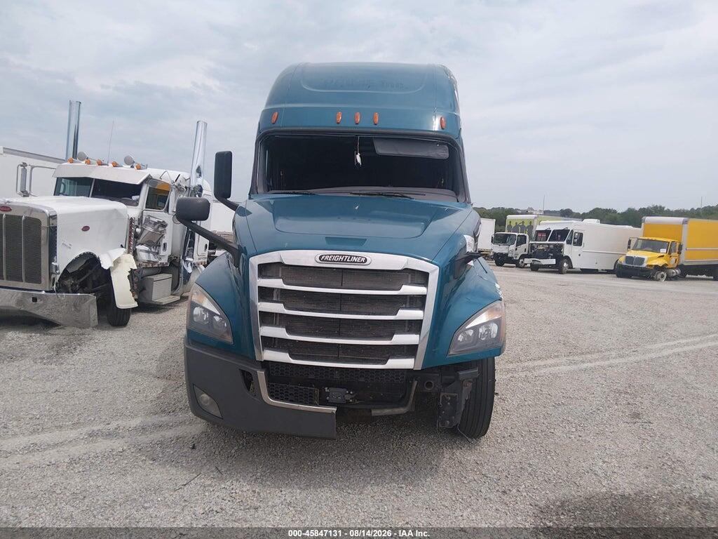 3AKJHHDR9KSHU5917 2019 FREIGHTLINER NEW CASCADIA 126 photo no. 12