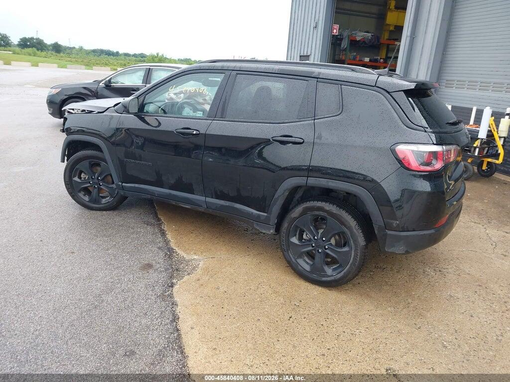 3C4NJDBB2KT696231 2019 JEEP COMPASS photo no. 3
